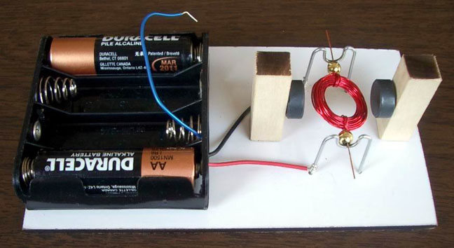 Motor with 2 magnets - design #2